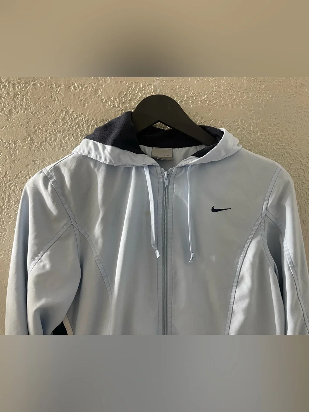 Nike Women’s Light Blue‎ Hooded Zip Jacket with Black Accents Small